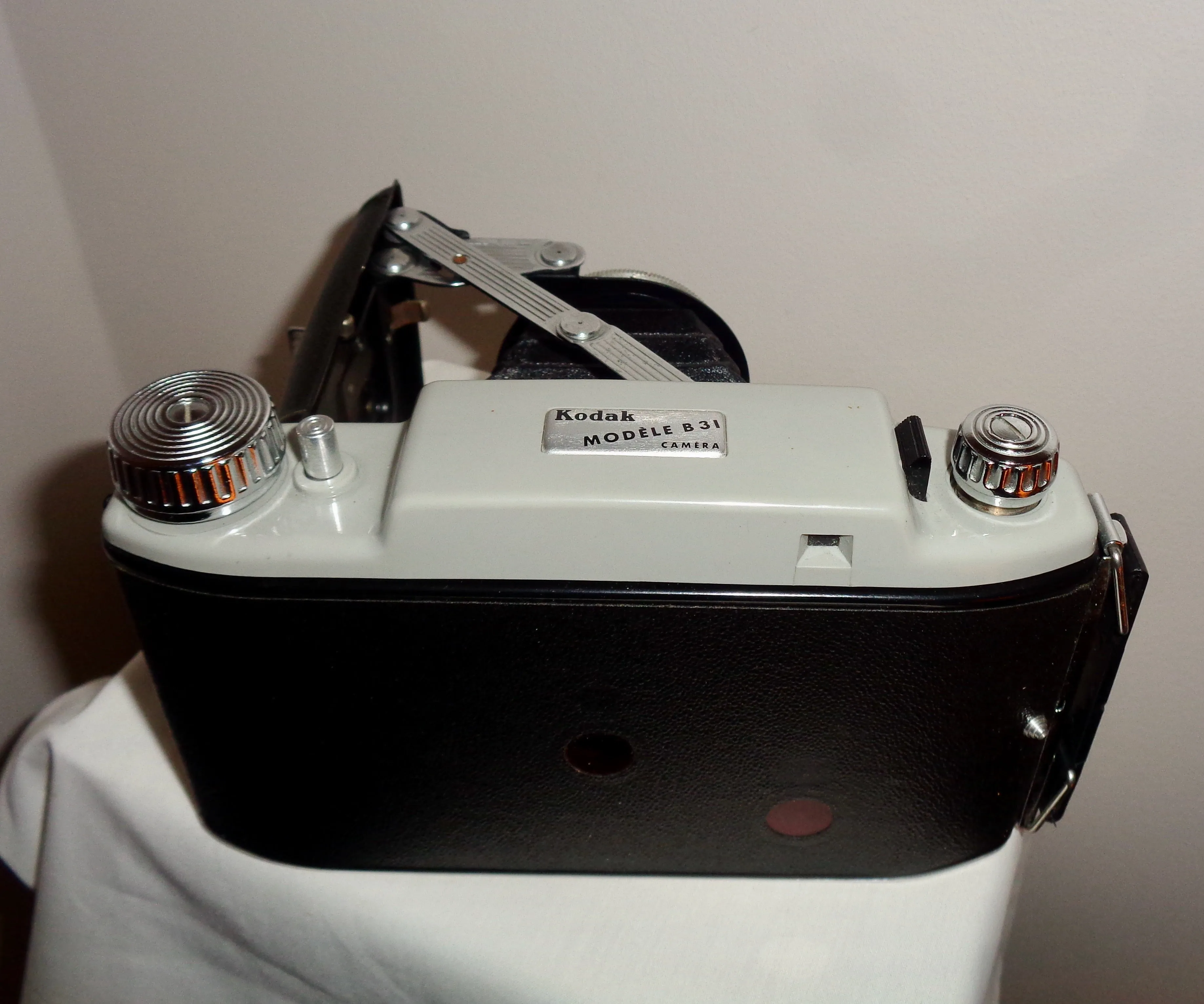 1950s Kodak 620 Model B31 Medium Format Roll Film Camera