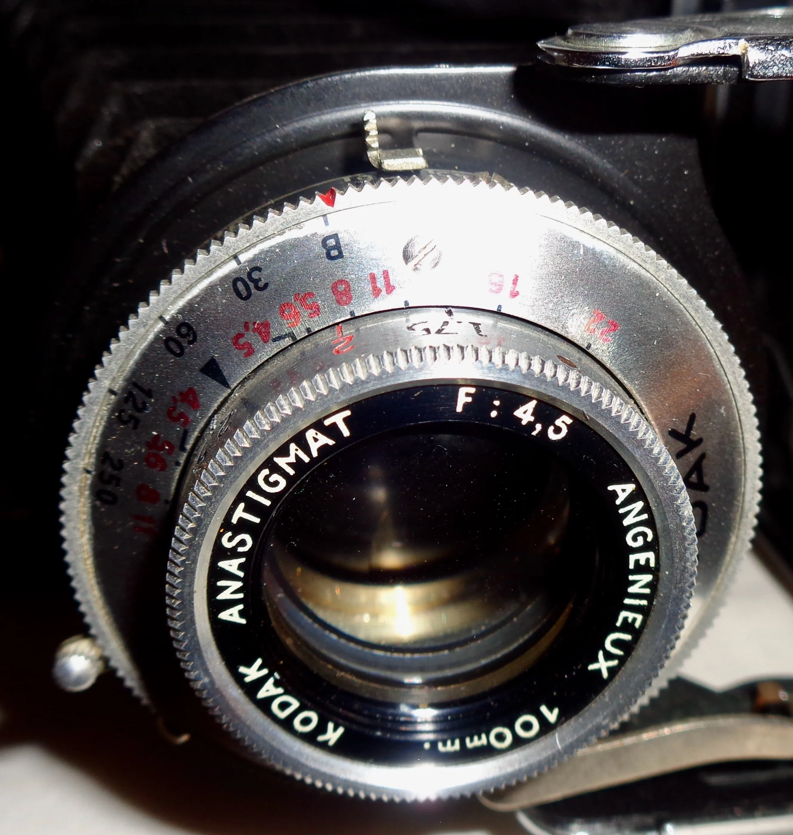 1950s Kodak 620 Model B31 Medium Format Roll Film Camera