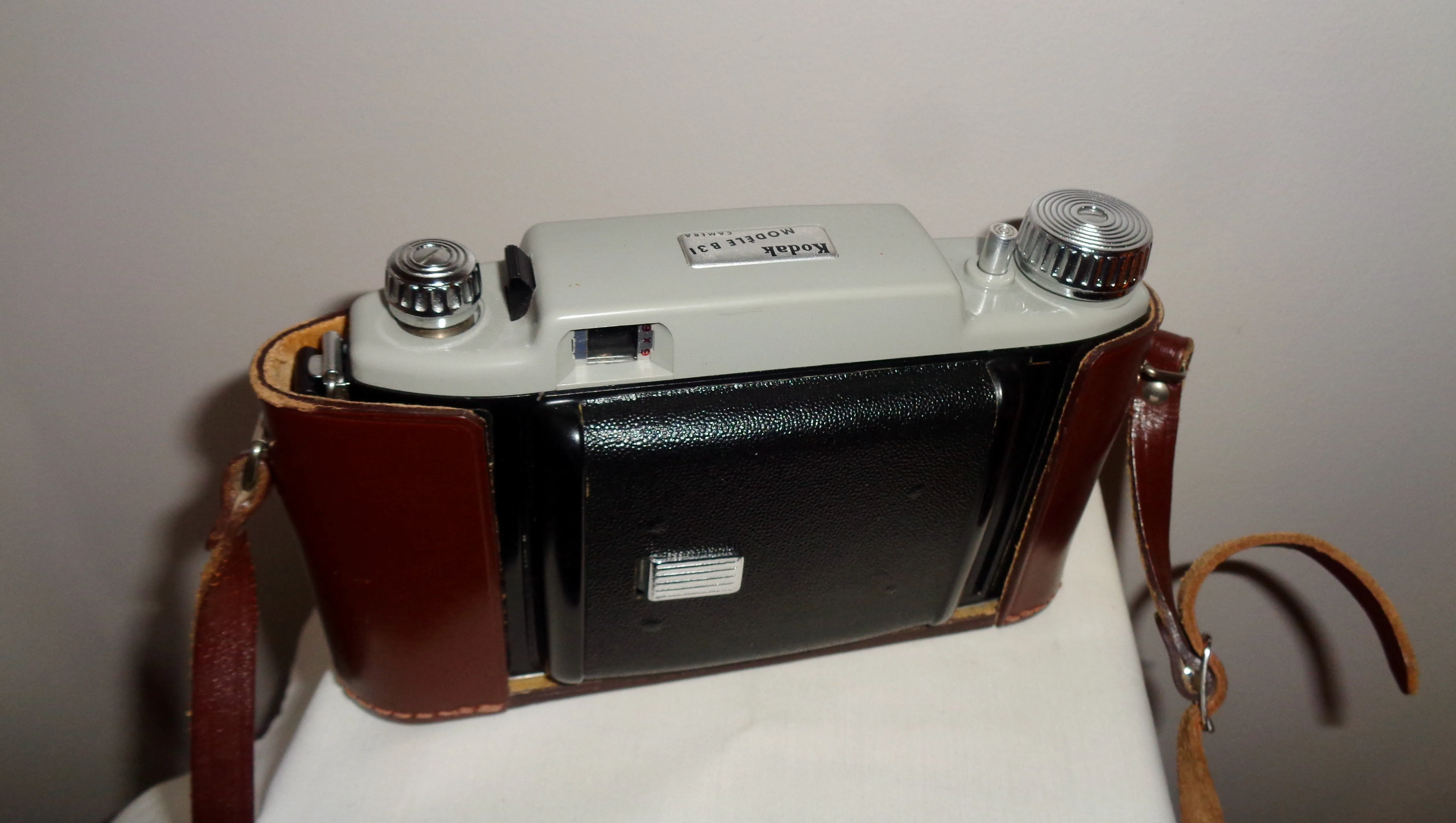 1950s Kodak 620 Model B31 Medium Format Roll Film Camera