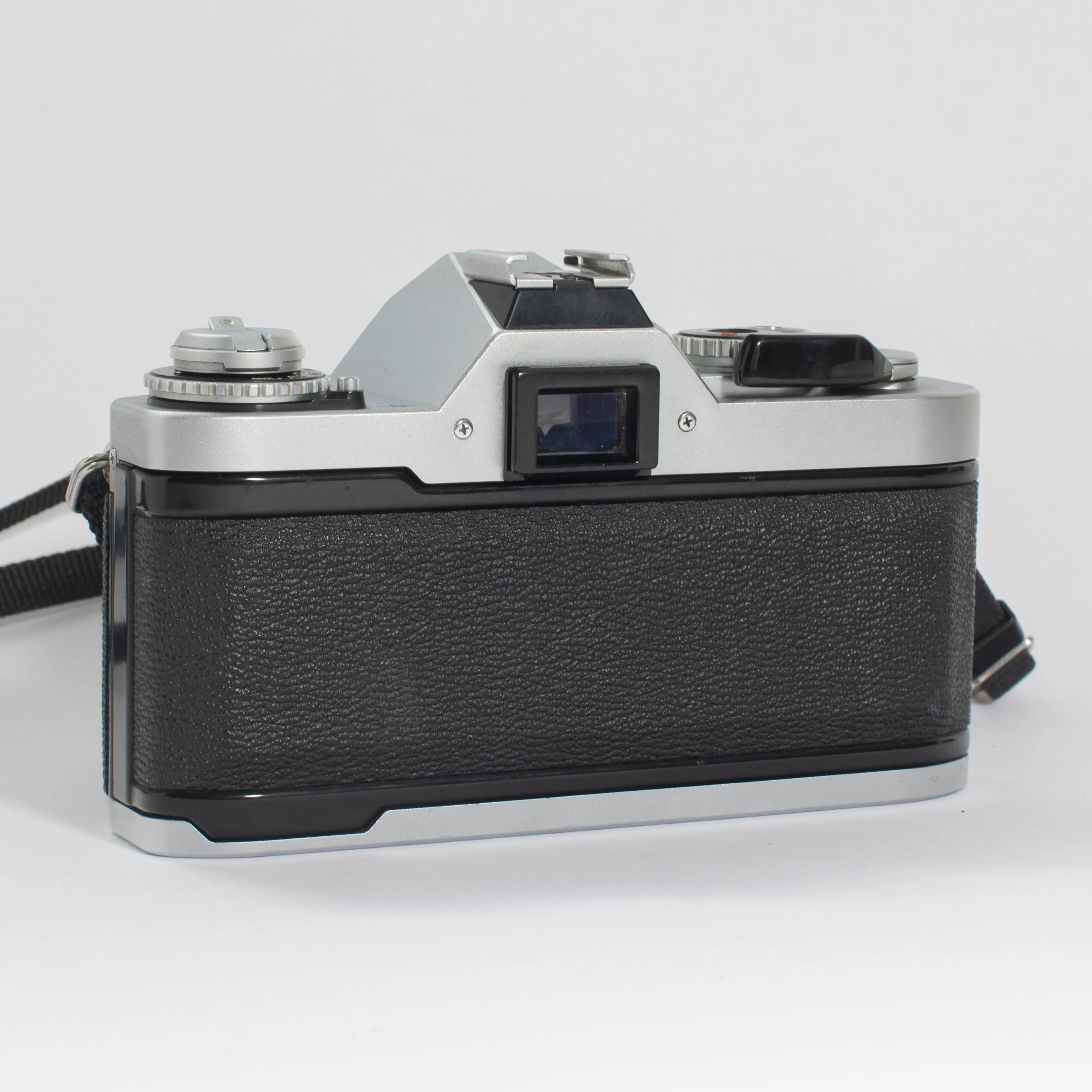 Canon AV-1 with FD 50mm f/1.8