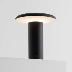 Outlet Artemide Takku portable rechargeable lamp - black