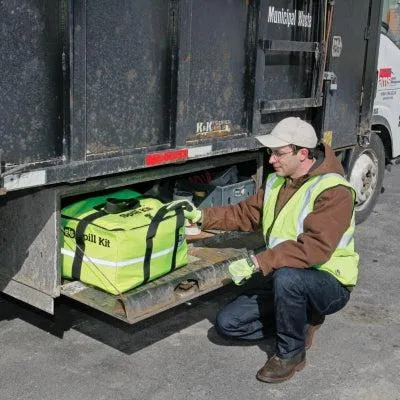 PIG® Oil-Only Truck Spill Kit in Tote Bag