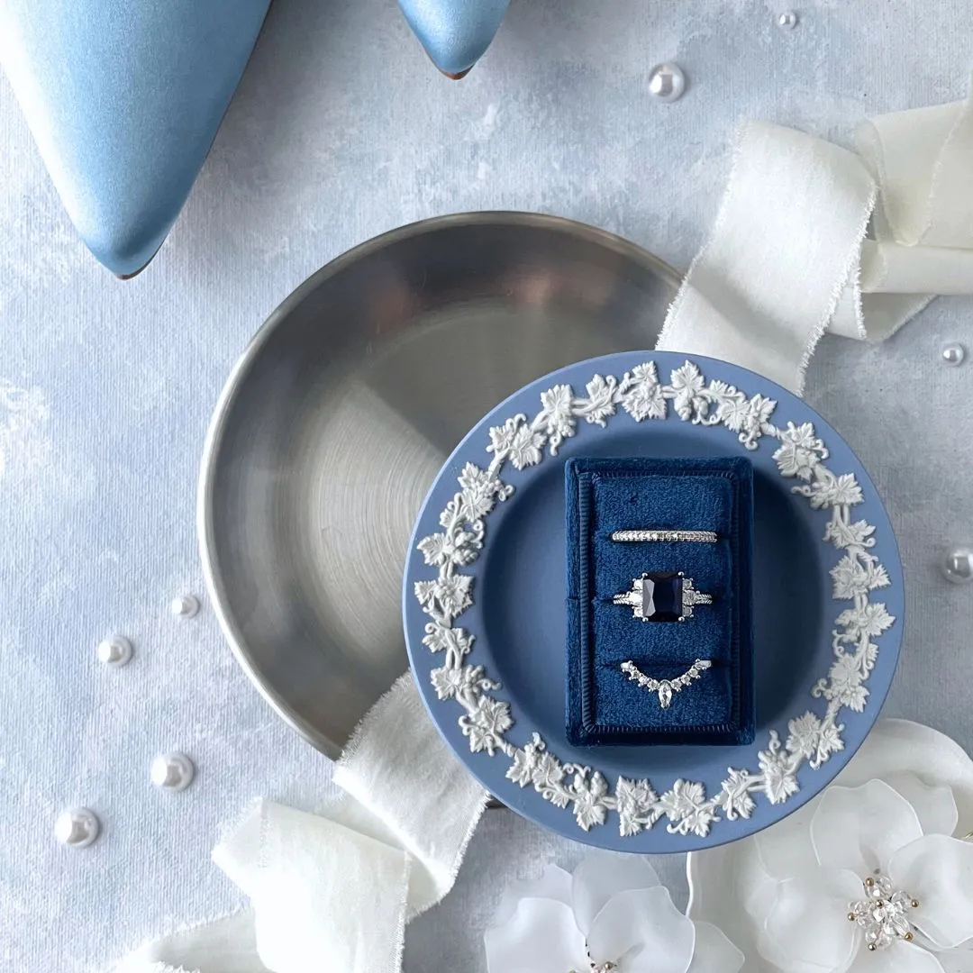 Silver Styling Dish