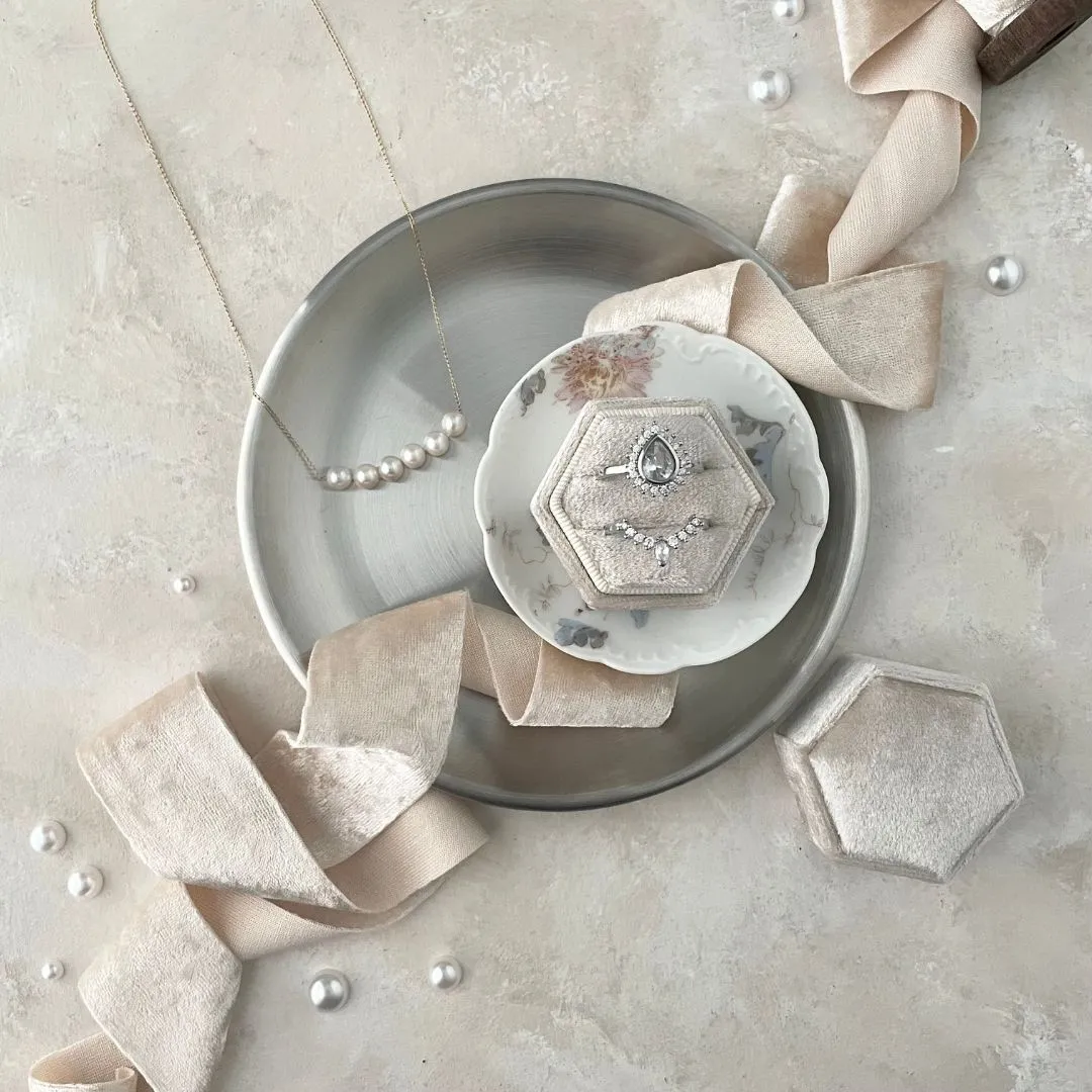 Silver Styling Dish