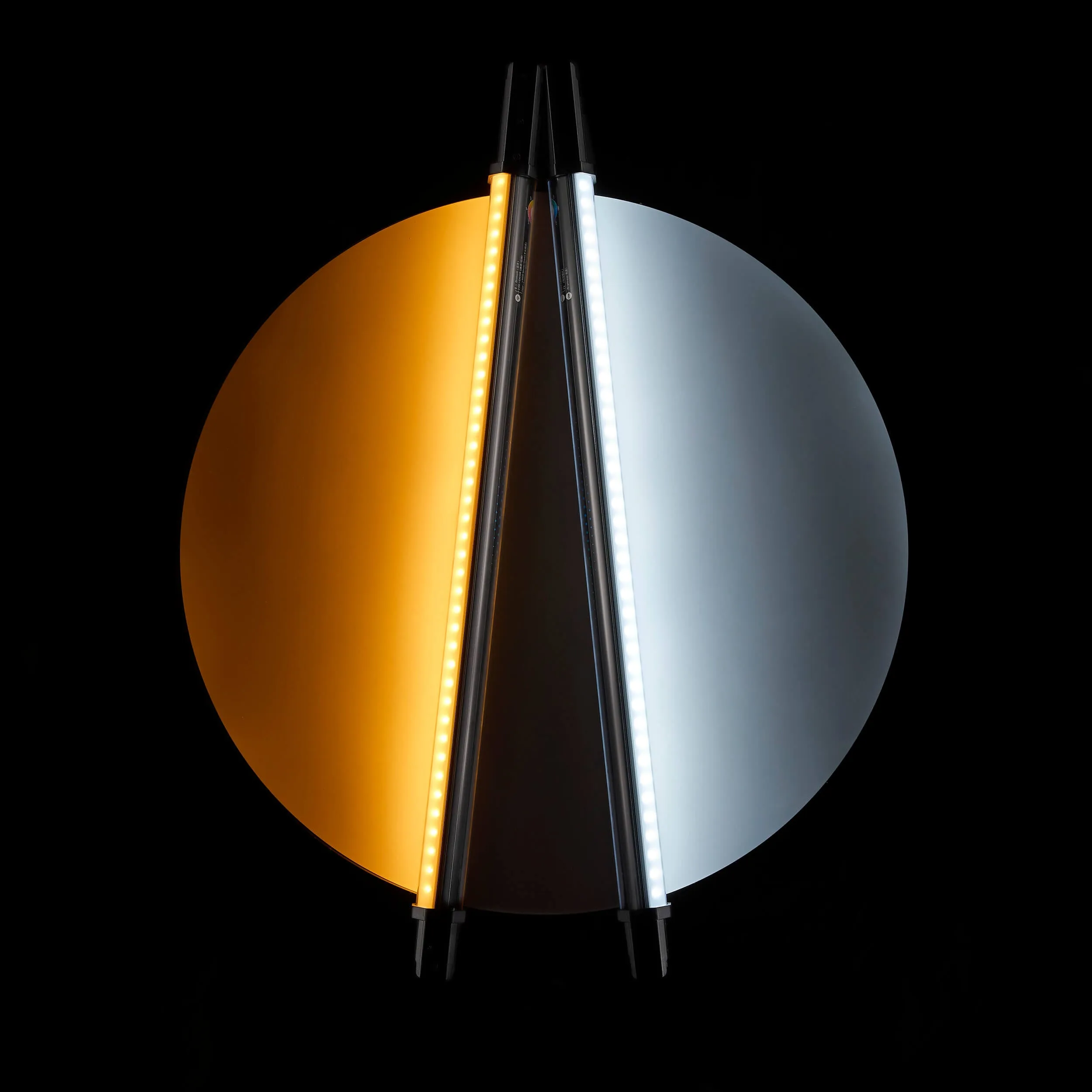 TL60 Bi-Colour Battery-Powered RGB LED Tube Light